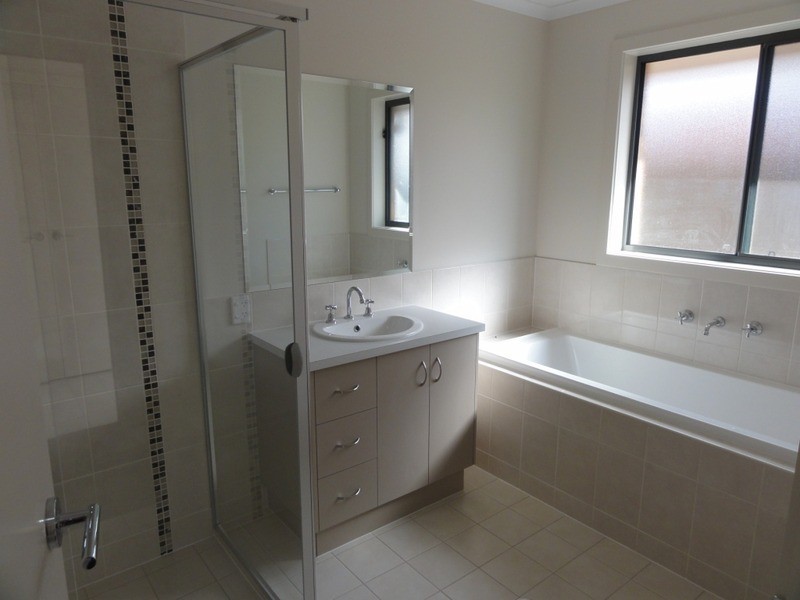 1716 Semillon Crescent, Andrews Farm SA 5114