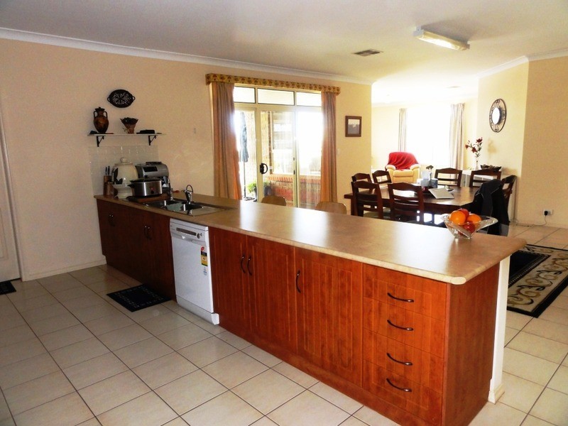 2 Elm Drive, Angle Vale SA 5117