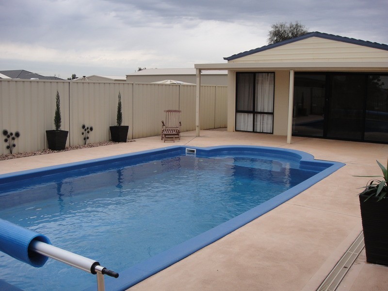 2 Elm Drive, Angle Vale SA 5117