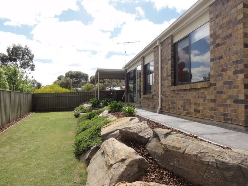 11 Tarana Court, Hillbank SA 5112