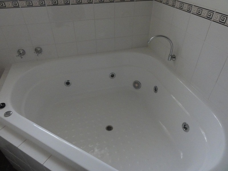 8 Amberwell Terrace, Burton SA 5110