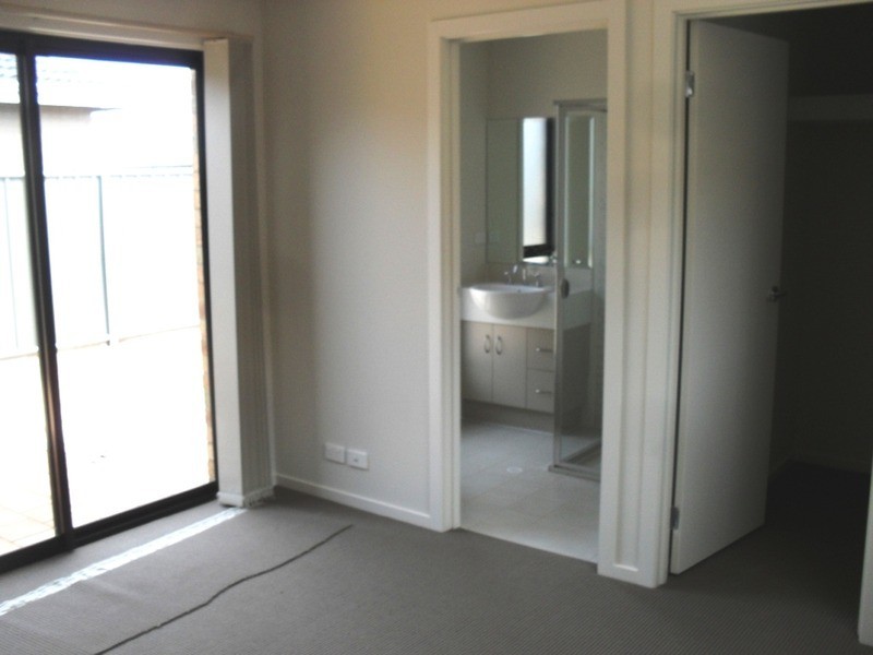 52 St Germain Avenue, Andrews Farm SA 5114