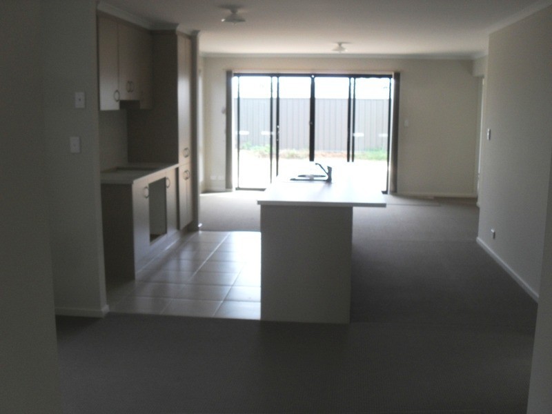 52 St Germain Avenue, Andrews Farm SA 5114