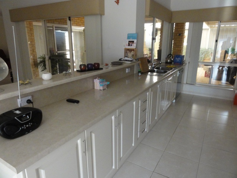 6 Thompson Circuit, Evanston Park SA 5116