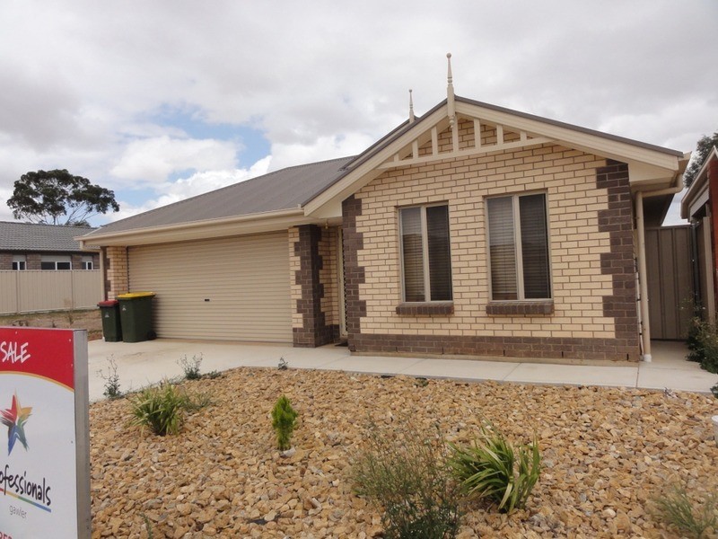 15 Kalyvas Street, Munno Para West SA 5115