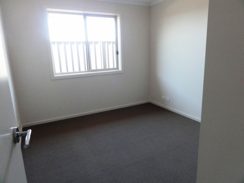 8 Tuggerah Avenue, Andrews Farm SA 5114