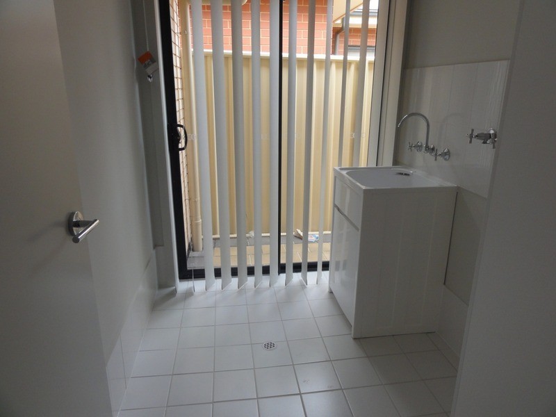 25 Desyllas Drive, Direk SA 5110