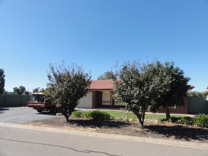 2b Hidson  Street, Evanston SA 5116