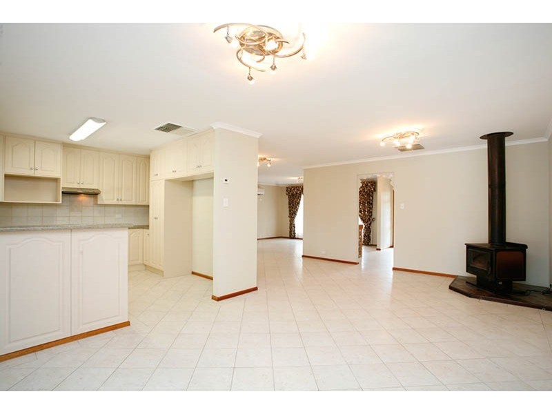 14 Higgins Road, Angle Vale SA 5117