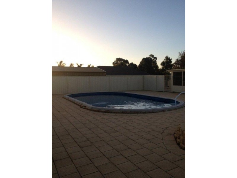 14 Higgins Road, Angle Vale SA 5117