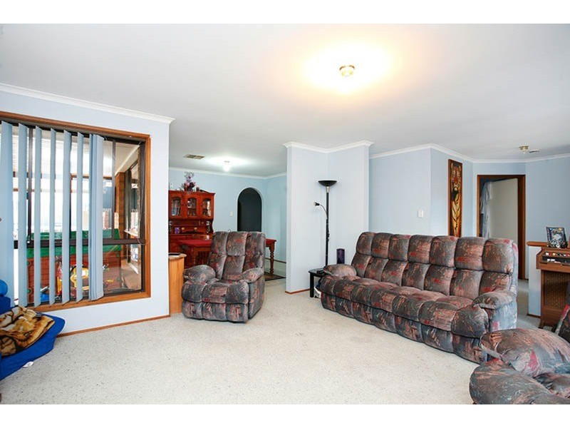 16 Milikan  Court, Andrews Farm SA 5114