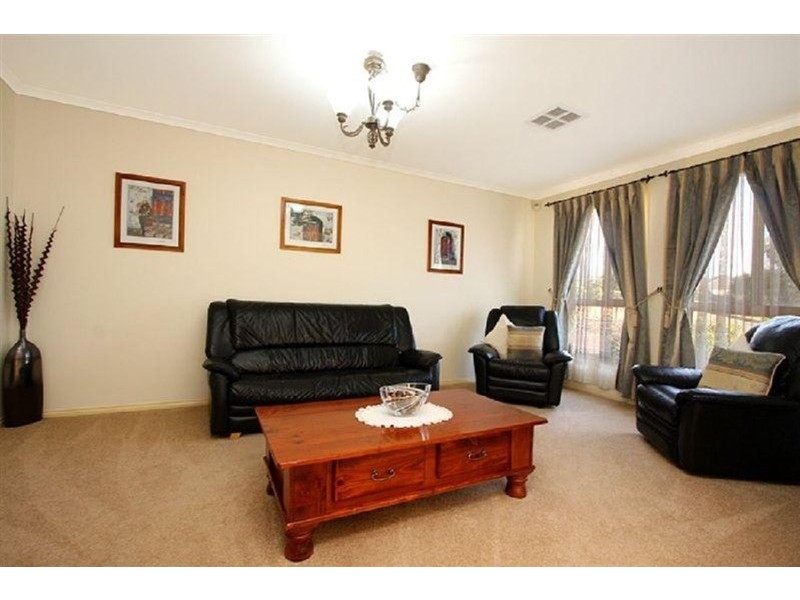 6 Withers Circuit, Evanston Park SA 5116