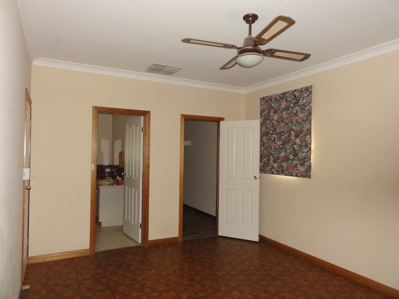 4 MaxFatchen Drive, Angle Vale SA 5117