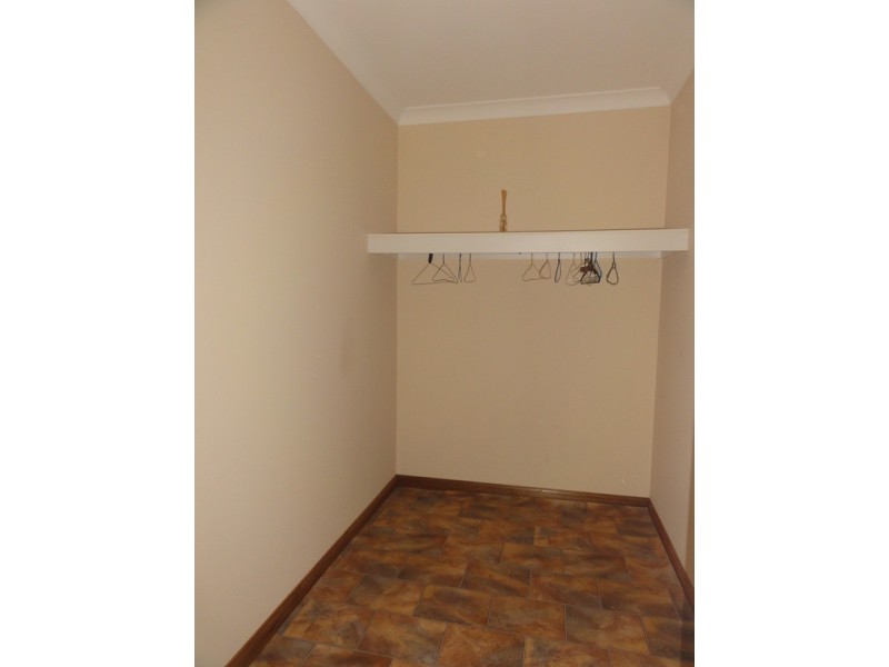 4 MaxFatchen Drive, Angle Vale SA 5117