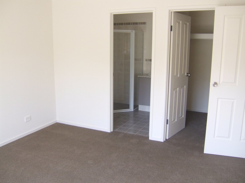 9 River Drive, Gawler East SA 5118