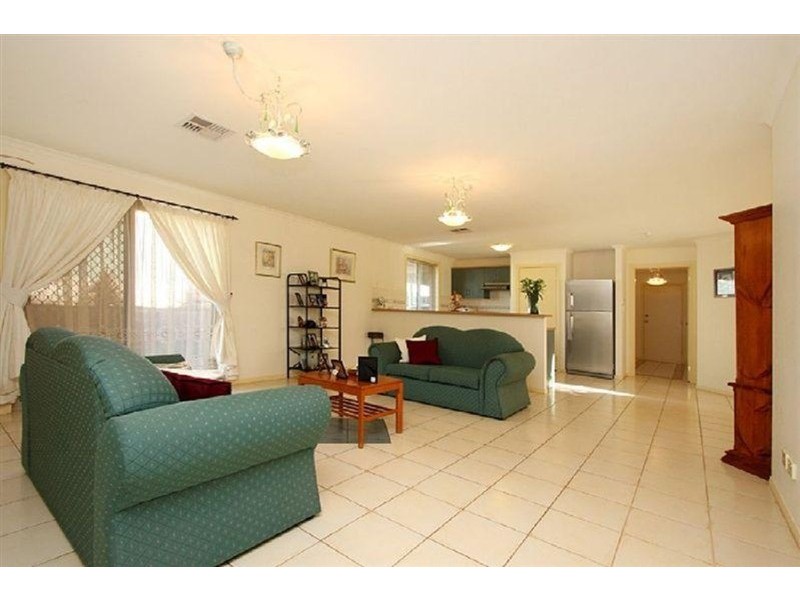 6 Withers Circuit, Evanston Park SA 5116