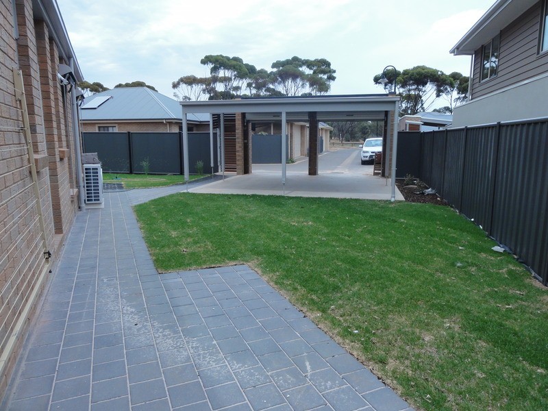 8 Finnis Street, Blakeview SA 5114