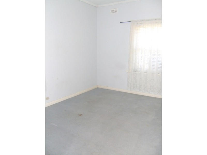 11 Ayling Street, Willaston SA 5118