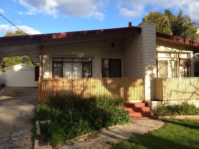 9 Barossa Avenue, Gawler East SA 5118