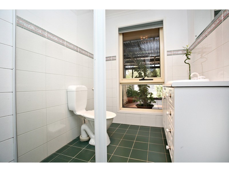19 Barons Court, Greenock SA 5360