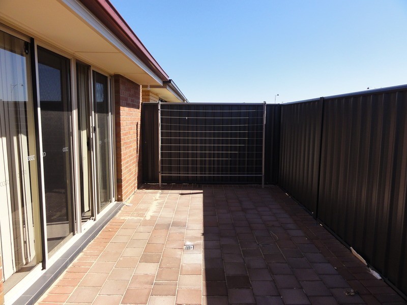 4 (LT830) Como Court, Andrews Farm SA 5114
