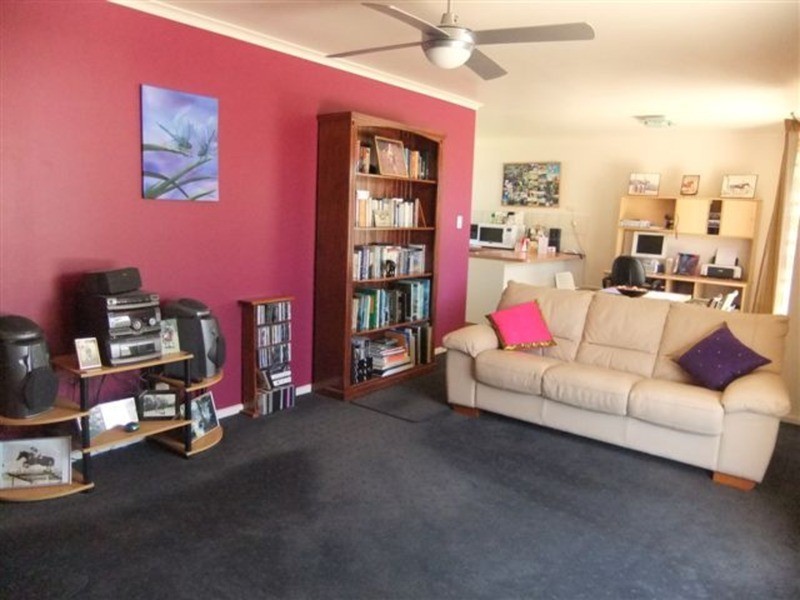 2/22 Barnett Road, Evanston SA 5116