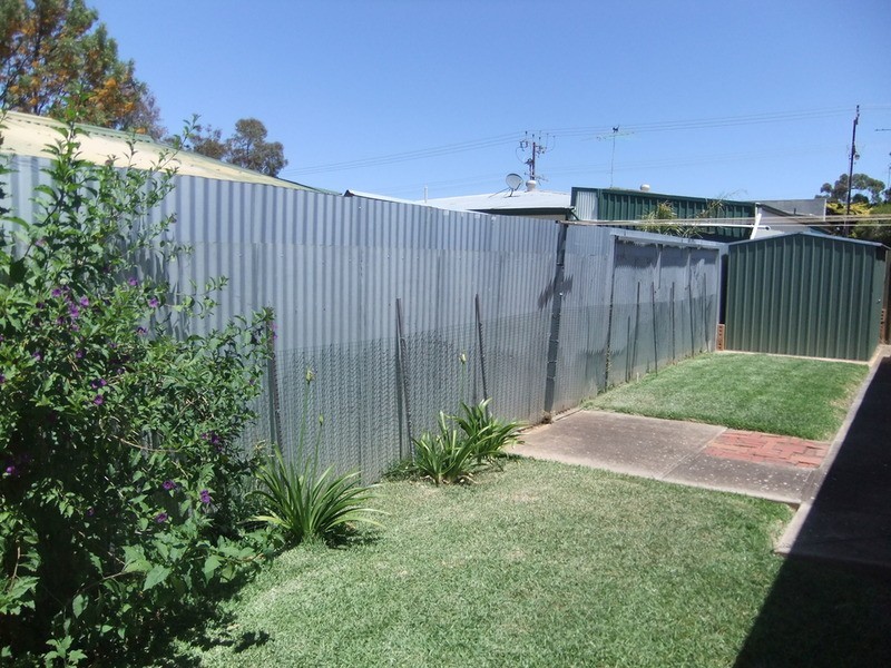 2/22 Barnett Road, Evanston SA 5116