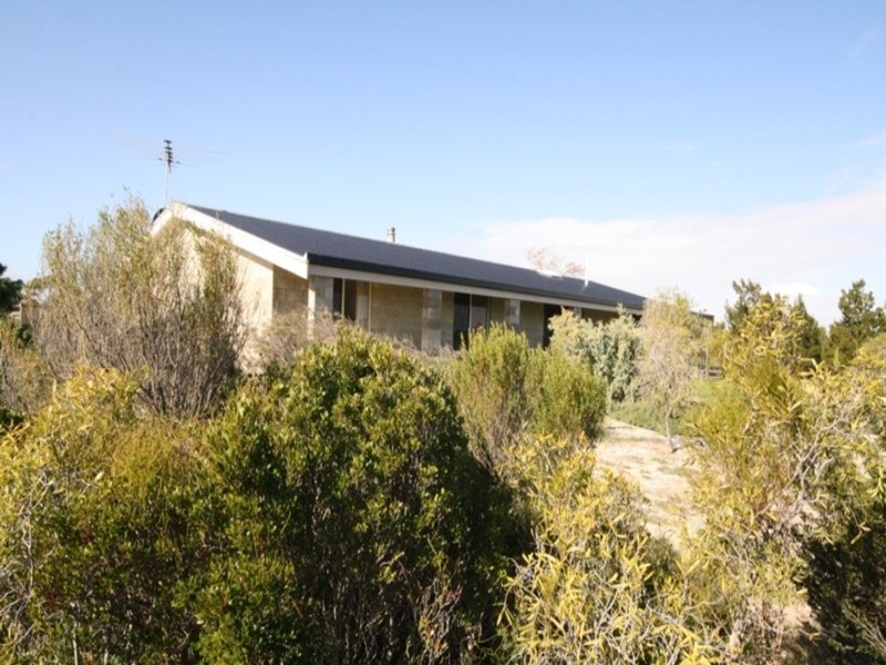 196 The Esplanade, Parham SA 5501