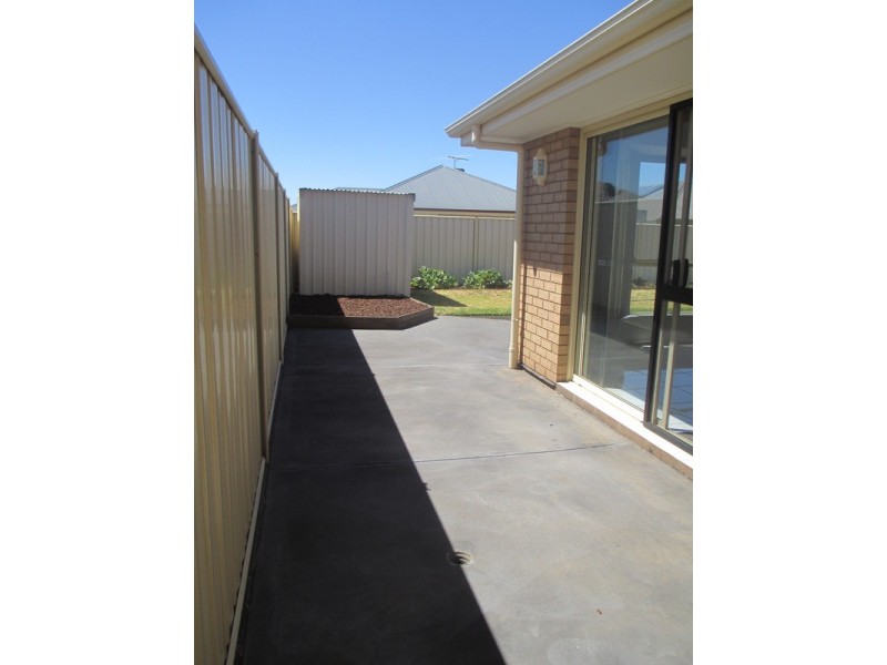 30 Burwood Road, Munno Para West SA 5115