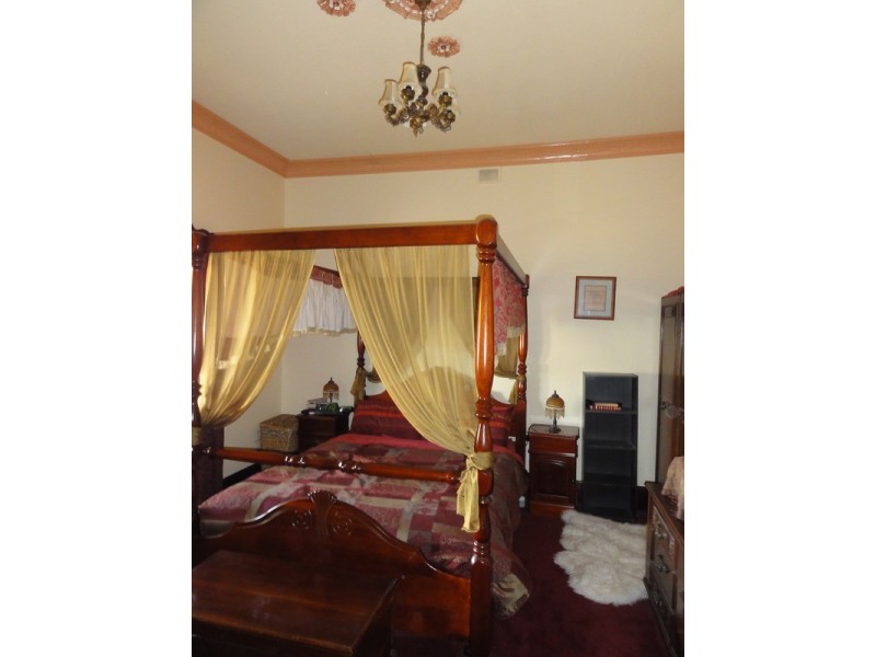 5 Barnett Road, Evanston SA 5116