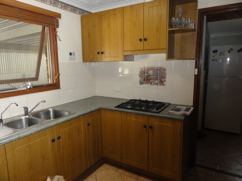 4 Karinga Crescent, Munno Para SA 5115