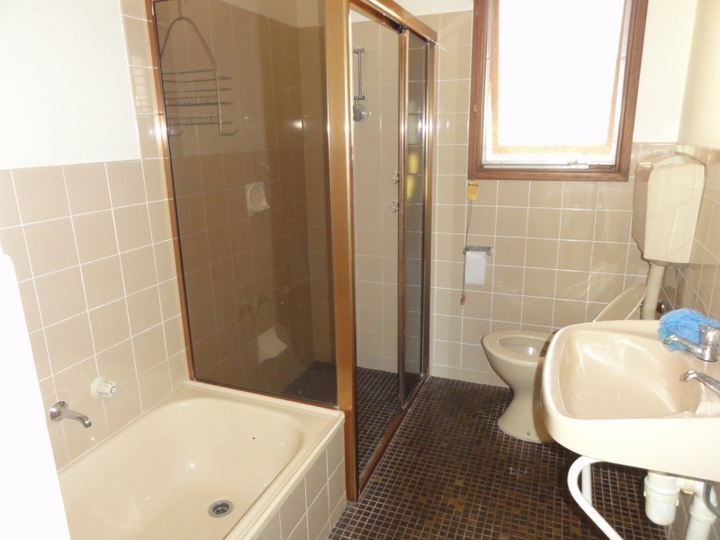 4 Karinga Crescent, Munno Para SA 5115