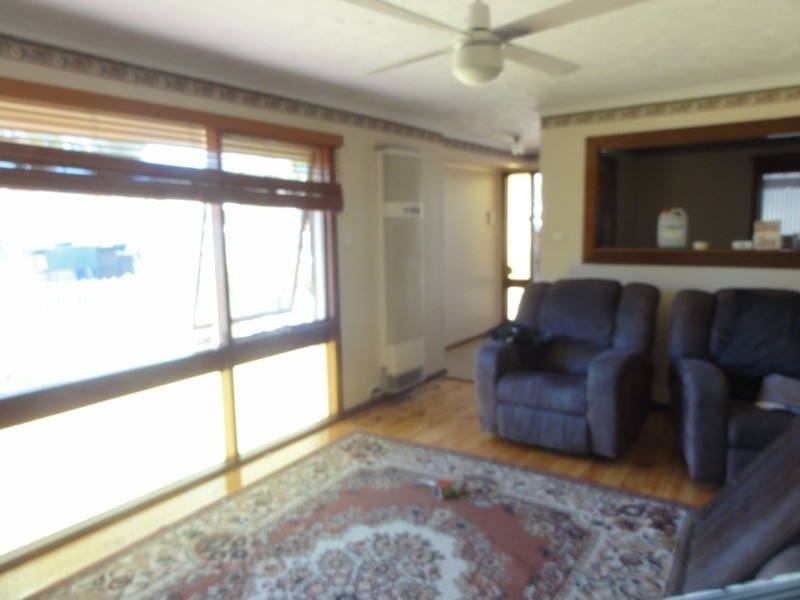 4 Karinga Crescent, Munno Para SA 5115