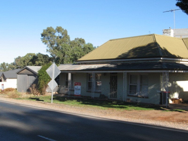3 Adelaide Road, Kapunda SA 5373