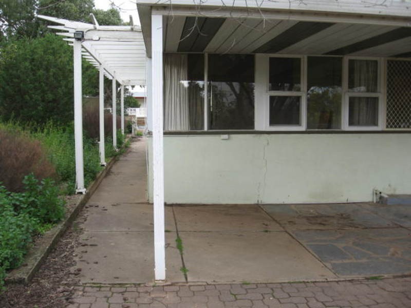 3 Adelaide Road, Kapunda SA 5373