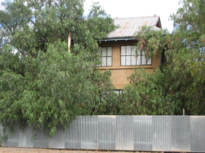 11 Railway Terrace, Hamley Bridge SA 5401
