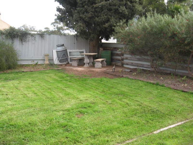 4 Albert Street, Kapunda SA 5373