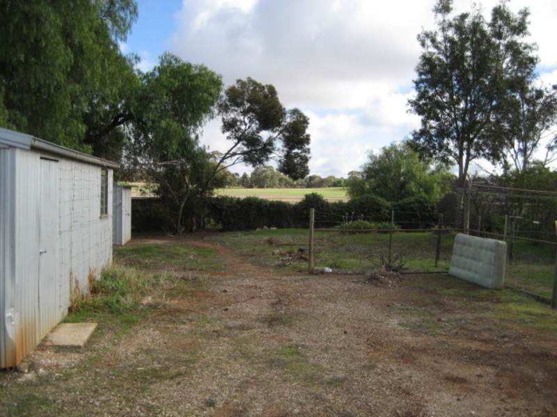 25 Old Adelaide Road, Kapunda SA 5373