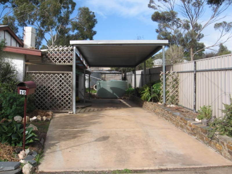 19 Stirling Street, Kapunda SA 5373