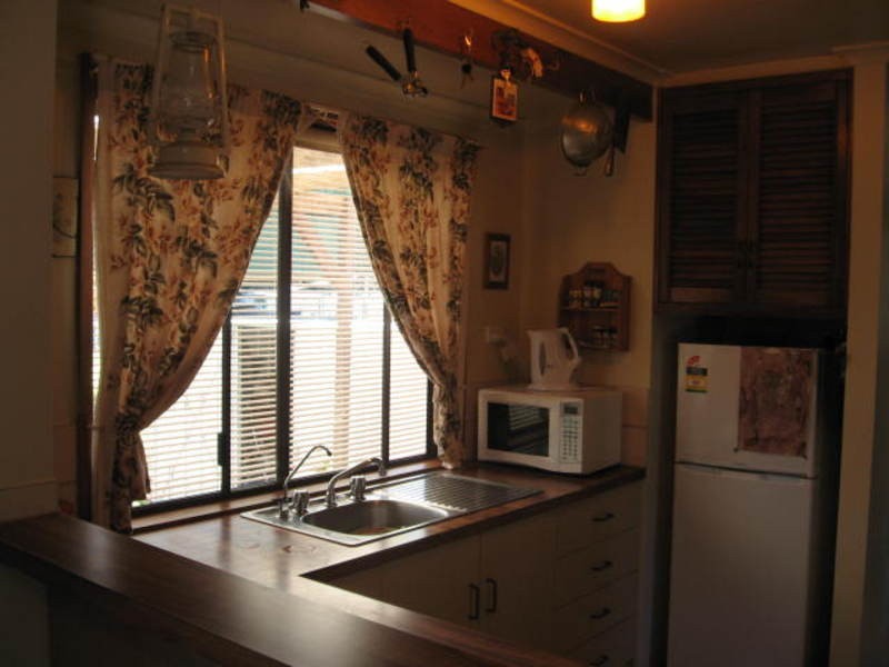 17 Old Adelaide Road, Kapunda SA 5373