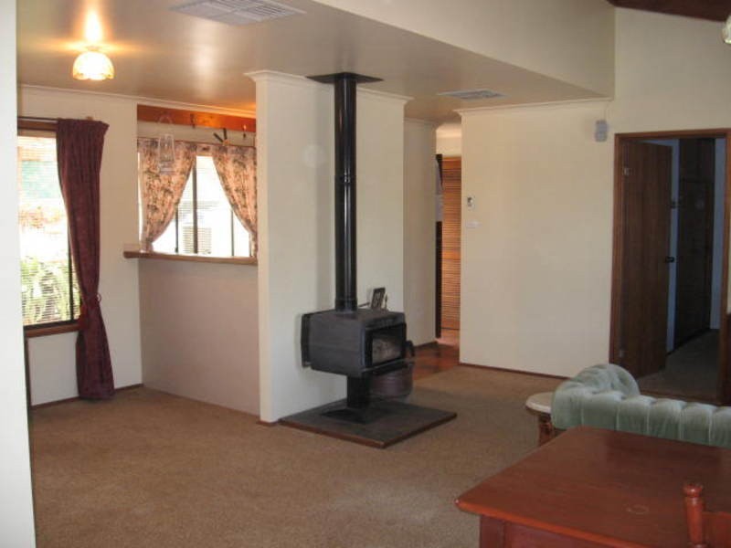 17 Old Adelaide Road, Kapunda SA 5373