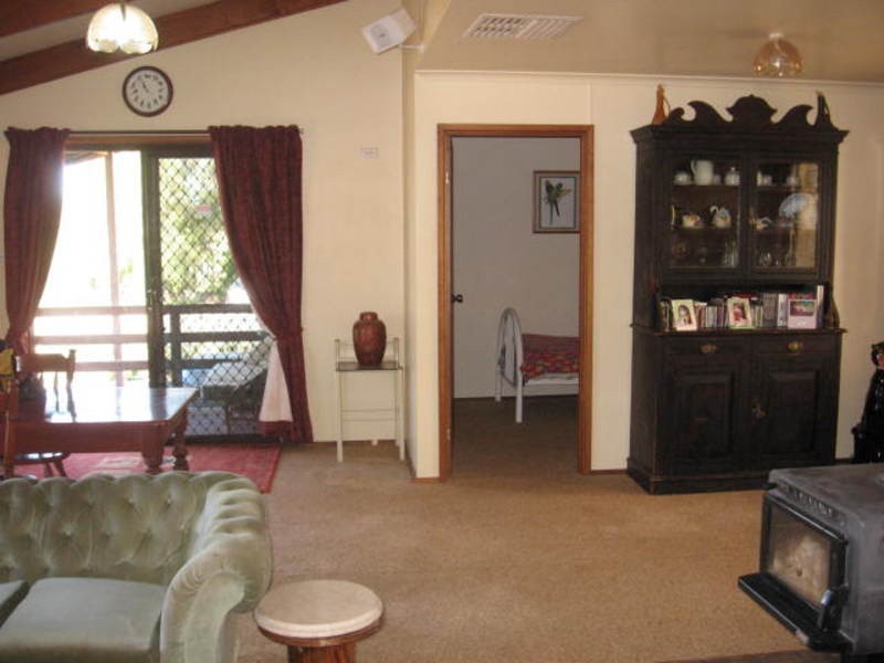 17 Old Adelaide Road, Kapunda SA 5373