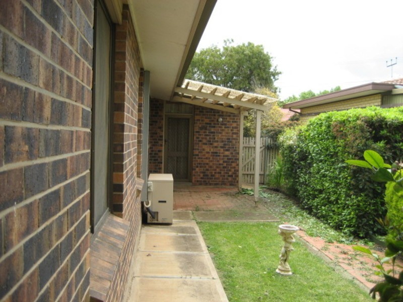 13 Crase Street, Kapunda SA 5373