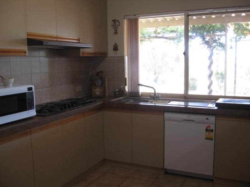 31 Light Street, Kapunda SA 5373