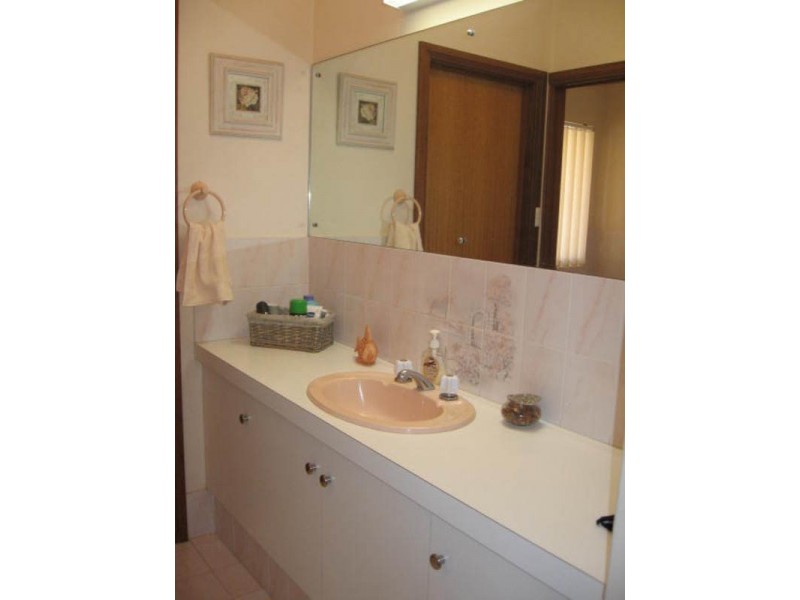 31 Light Street, Kapunda SA 5373