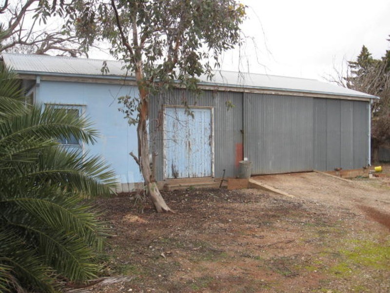 18 New Street, Robertstown SA 5381