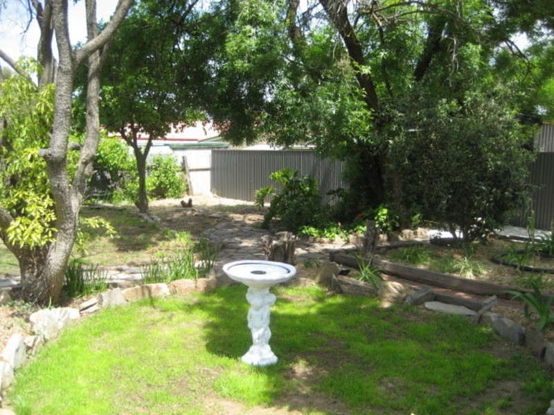 29 Hare Street, Kapunda SA 5373