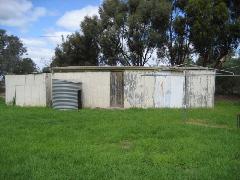 27 Main Street, Point Pass SA 5374