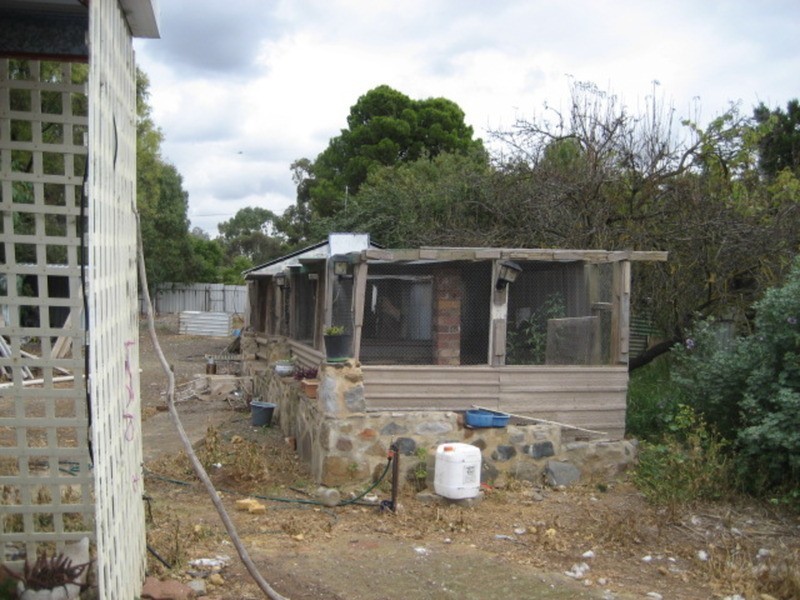 24 Clare Road, Kapunda SA 5373