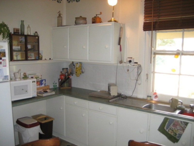 5 Railway Parade, Robertstown SA 5381